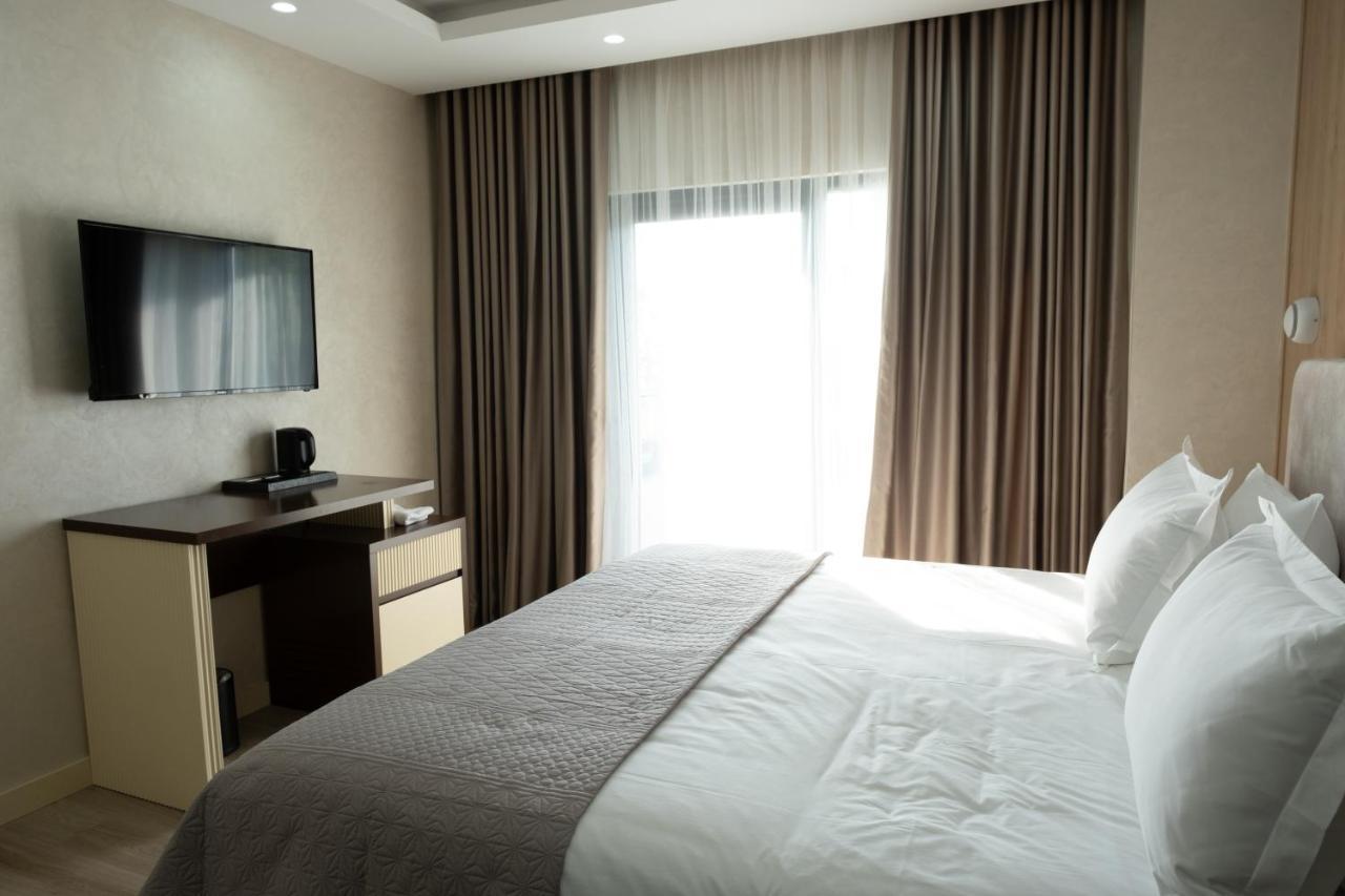 Great White Hotell Shëngjin