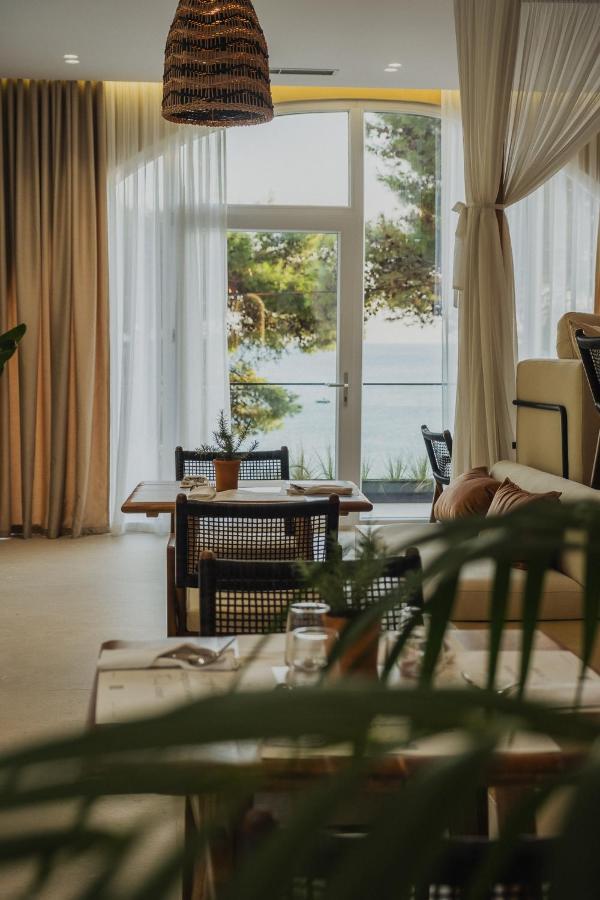 Great White Hotell 4*